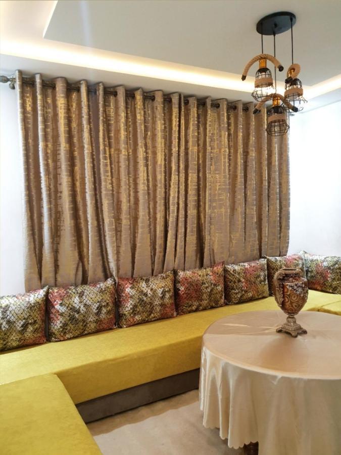 Apartment White House *