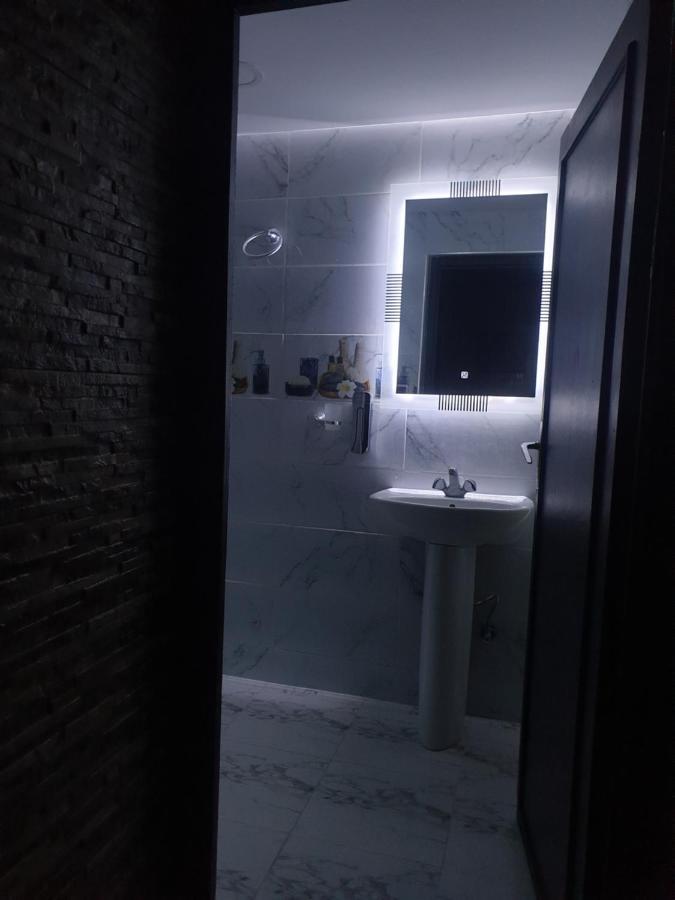 White House Apartment